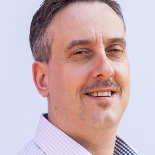 Darren A. Smith, Founder of Making Business Matter http://makingbusinessmatter.co.uk Make Business Matter的创始人Darren A. Smith http://makingbusinessmatter.co.uk